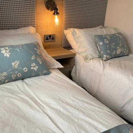 Lake District Prestige Caravan, 3 Bedrooms, Sleeps 8 On Haven Village de vacances *