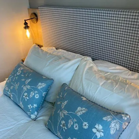 Lake District Prestige Caravan, 3 Bedrooms, Sleeps 8 On Haven *